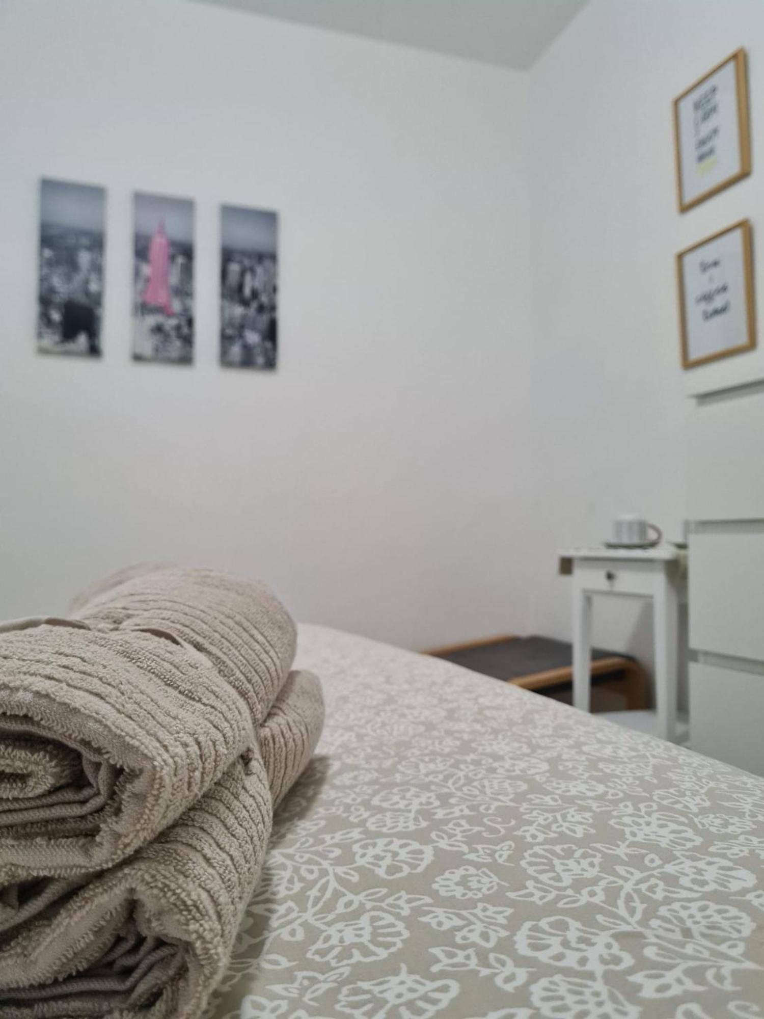Eeb Private Room Habitacion Privada En Piso Compartido サン・クリストバル・デ・ラ・ラグーナ エクステリア 写真