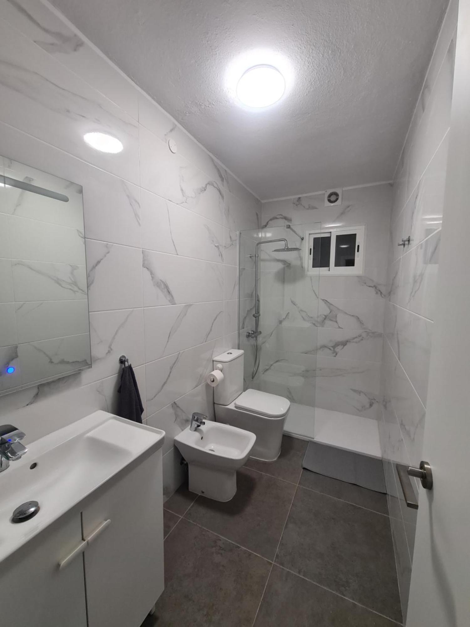 Eeb Private Room Habitacion Privada En Piso Compartido サン・クリストバル・デ・ラ・ラグーナ エクステリア 写真