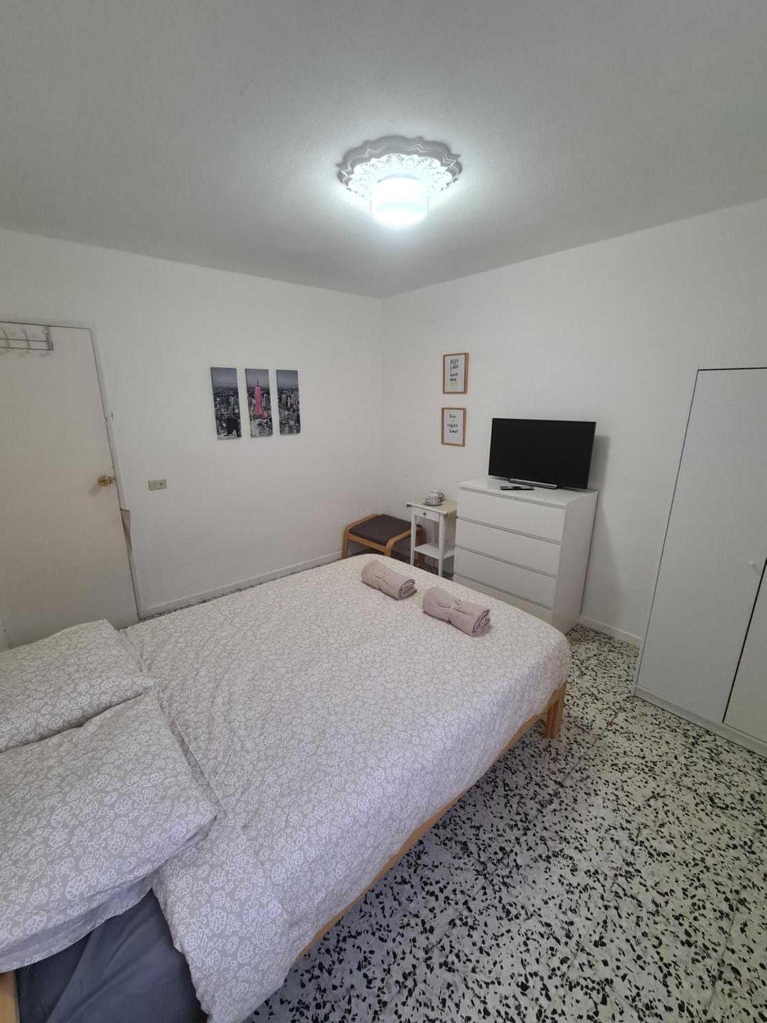 Eeb Private Room Habitacion Privada En Piso Compartido サン・クリストバル・デ・ラ・ラグーナ エクステリア 写真
